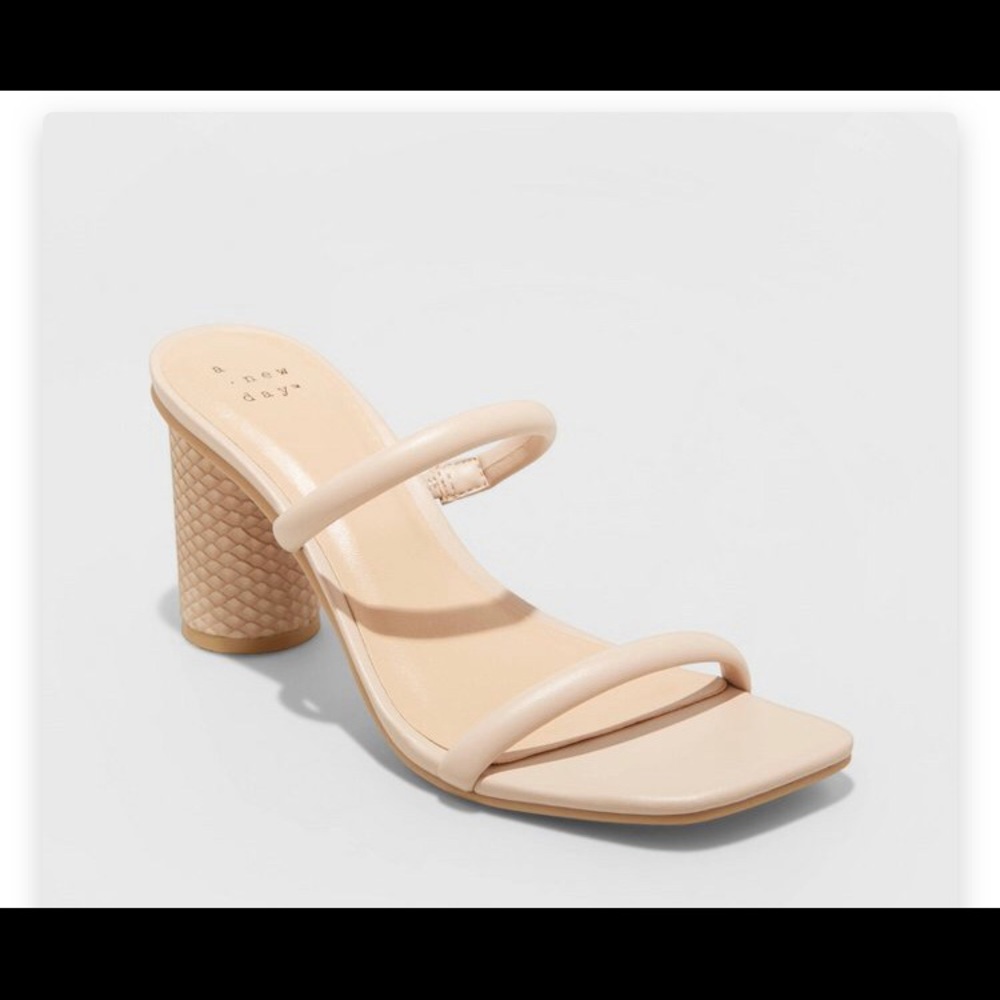 NWT A New Day Cass Heels